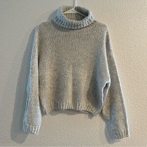 H&M Light Gray Turtleneck Sweater